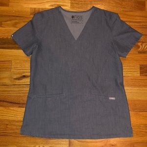 Figs scrubs yola style graphite size small